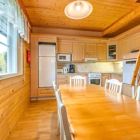 Karkelopirtti 2 B Incl Ac, Sauna, Terrace, Jacuzzi For Extra Fee 펜션 *