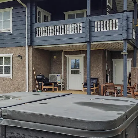 Lomahuoneisto Karkelopirtti 2 B Ferienhaus